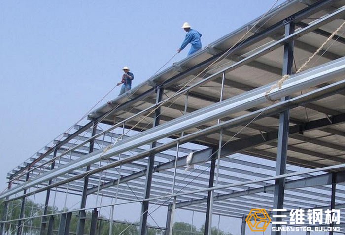 奥林匹斯之门钢结构工程施工现场图